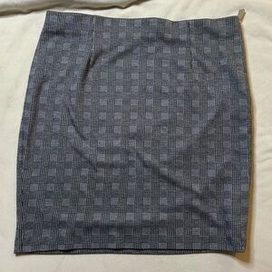 Plaid pencil skirt